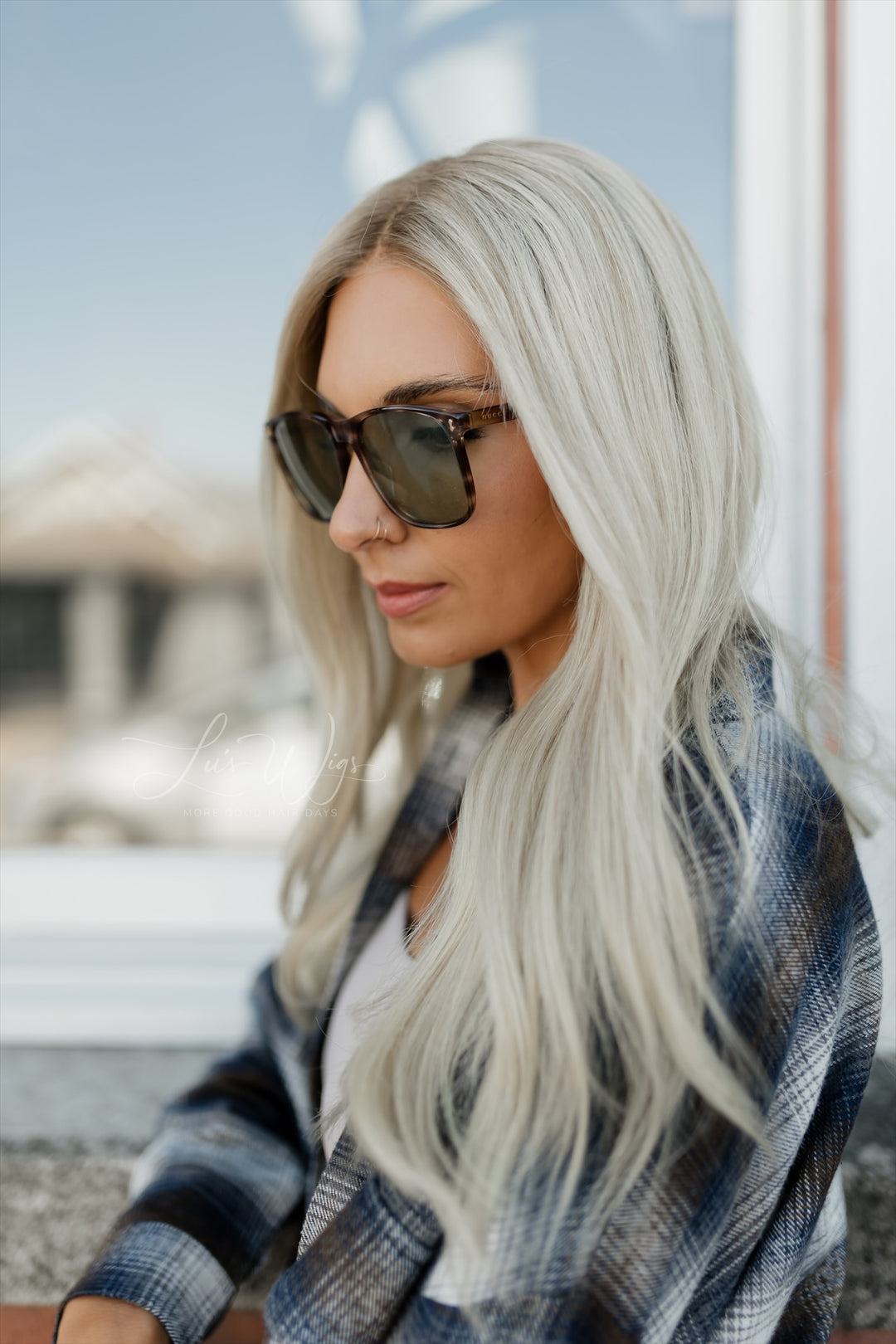 “Celeste” [M] 20” Glam Lace Top Wig