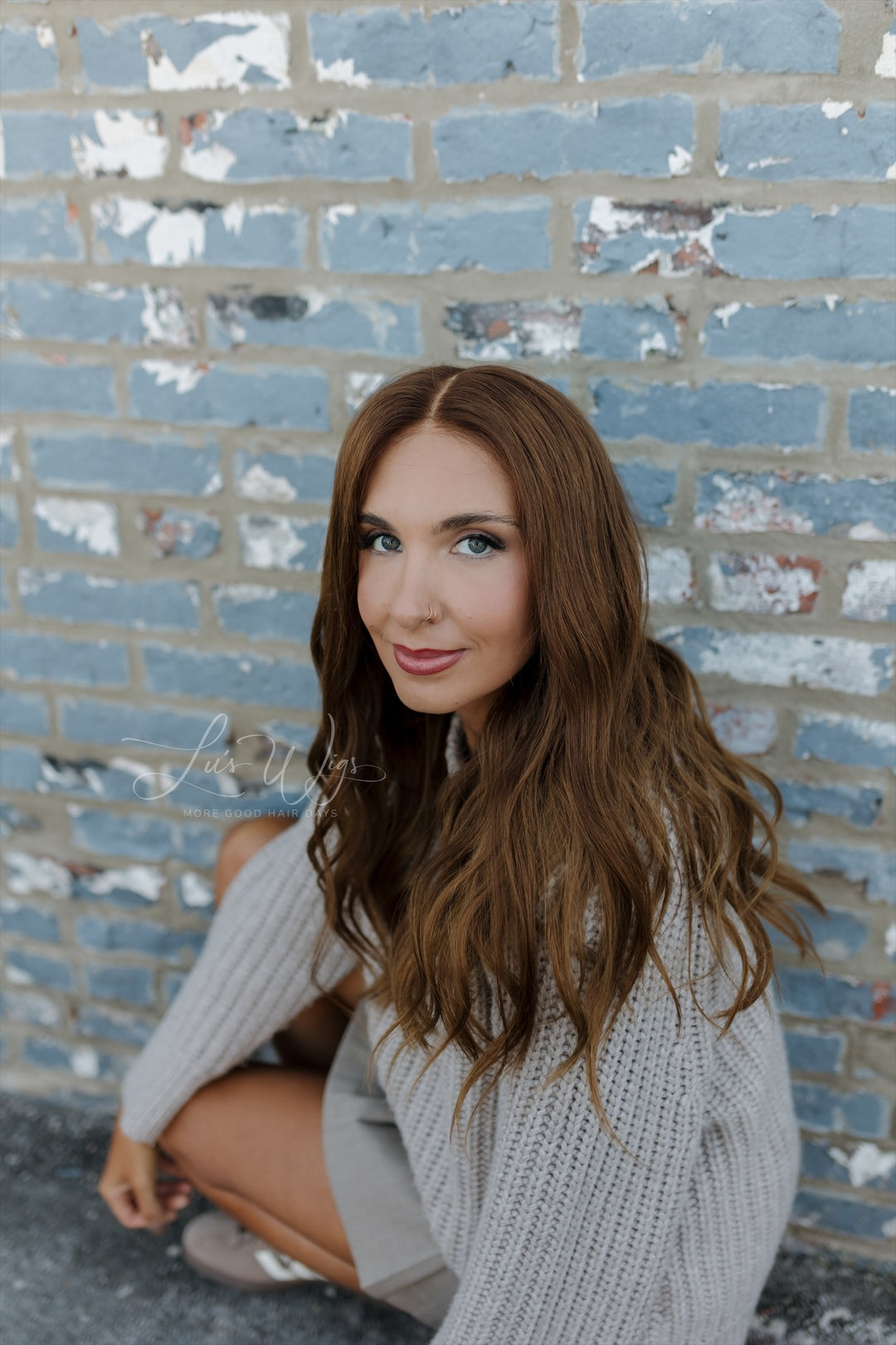 “Zoey” [M] 22” Glam Lace Top Wig