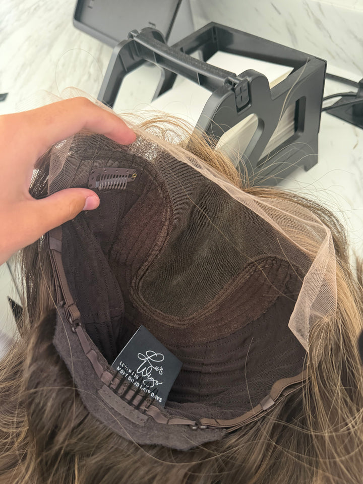 21” [M] Lace Top Wig