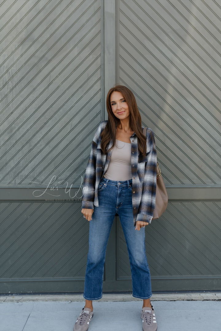 “Sienna” [M] 20” Glam Lace Top Wig