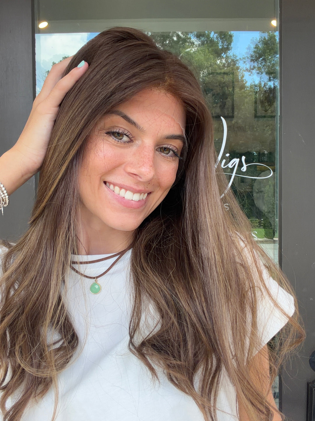 Mel 20" Euro Lace Top Wig – Medium Brown with highlights Large Cap | Lu&