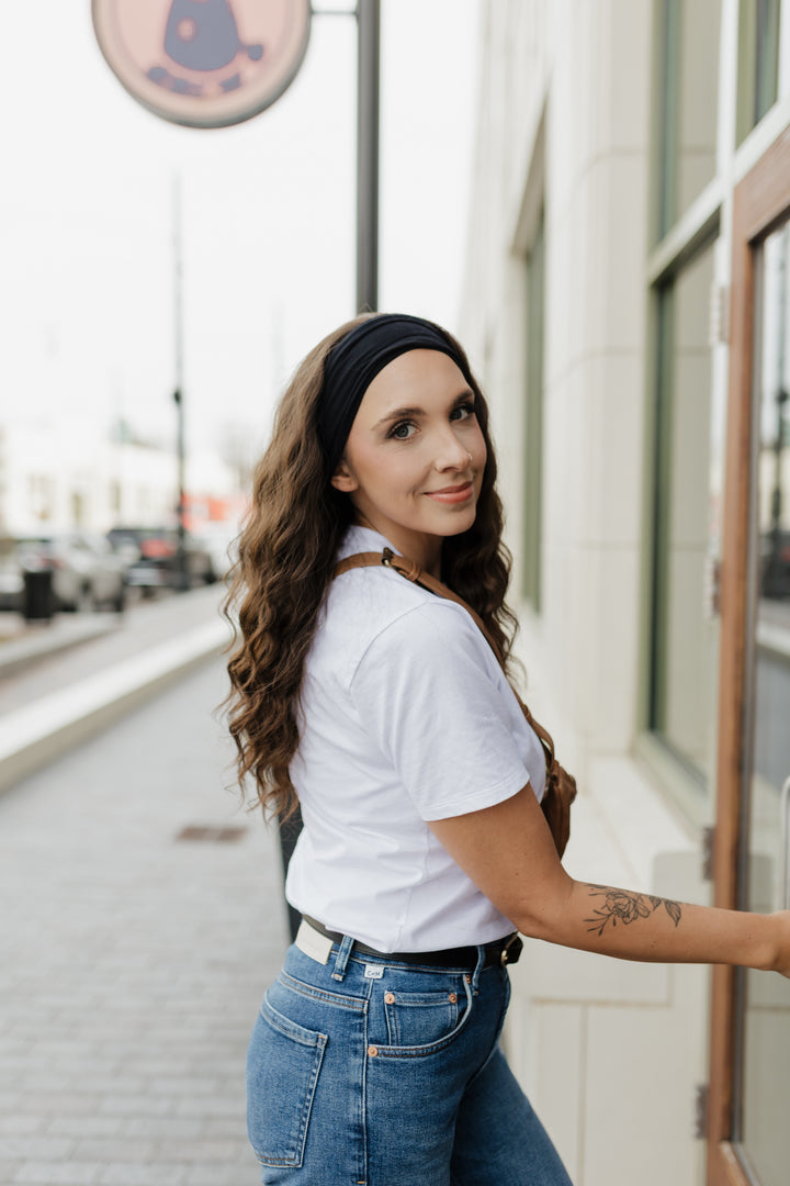 “Wavy Grace” Everyday Headband Wig [M] 22”