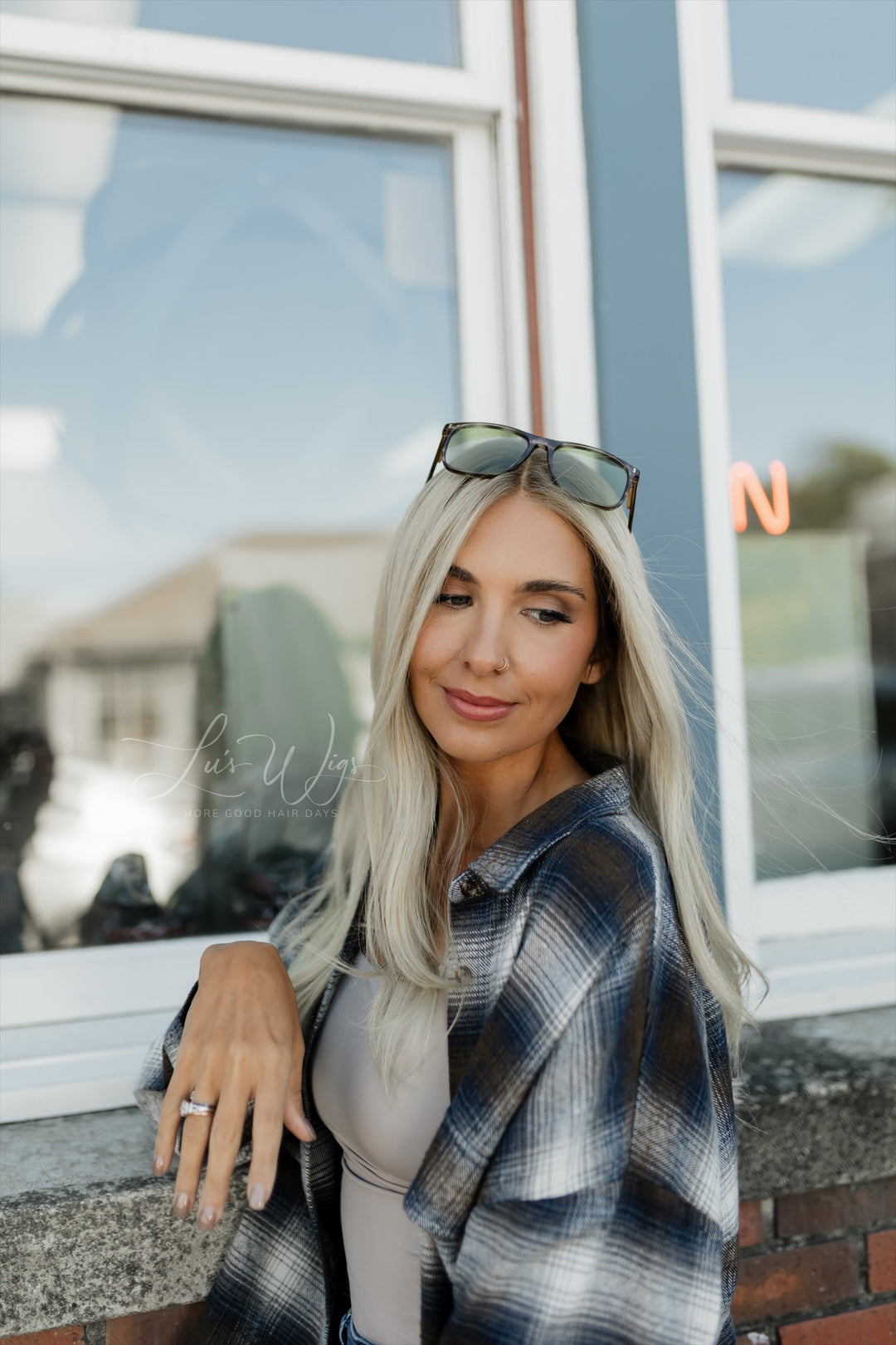 “Celeste” [M] 20” Glam Lace Top Wig