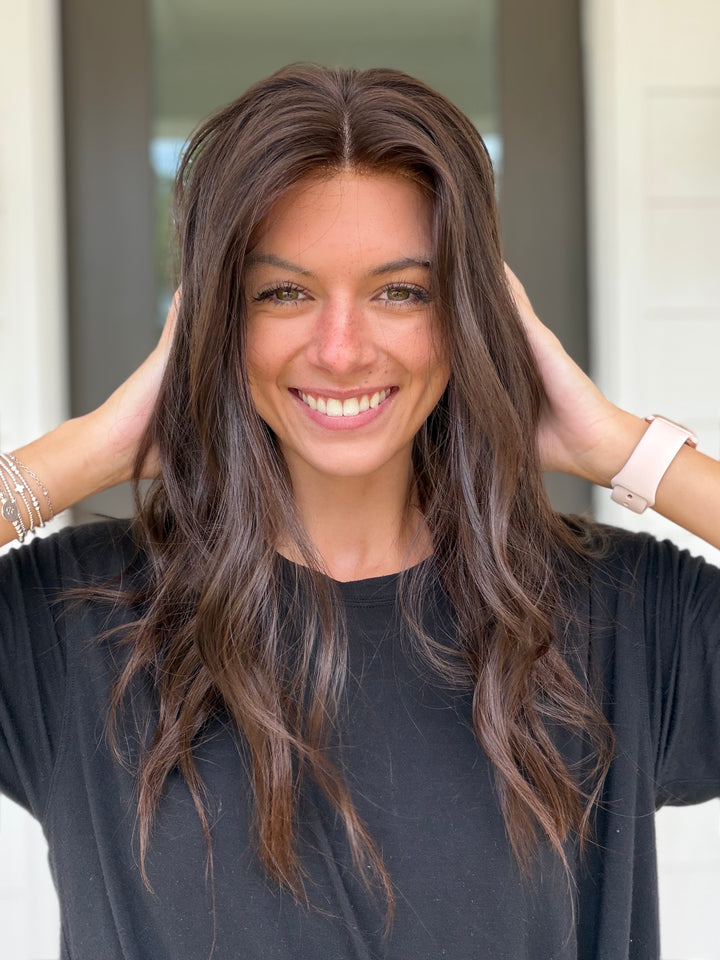 Bella (M) 18” Lace Top Wig