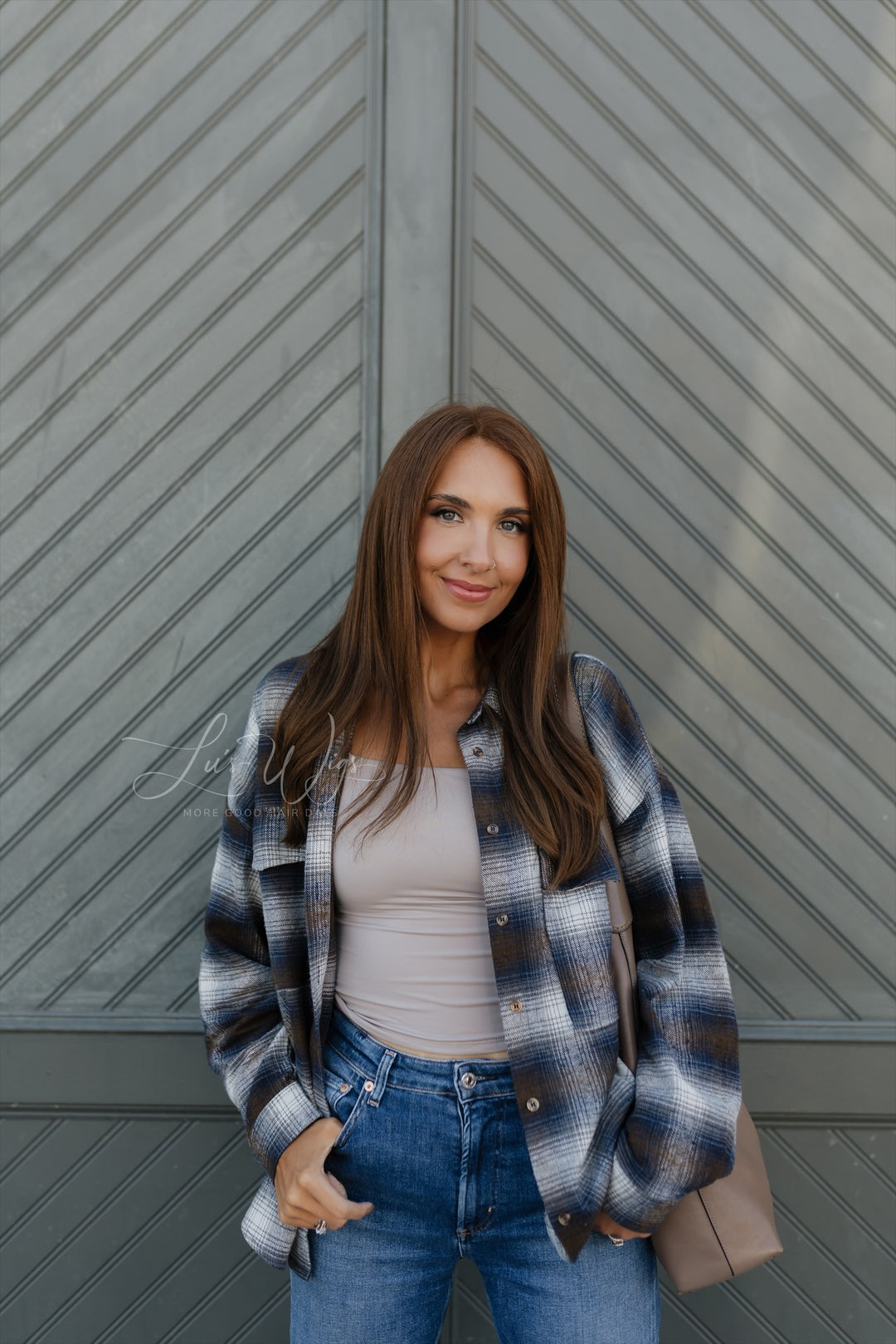 “Sienna” [M] 20” Glam Lace Top Wig