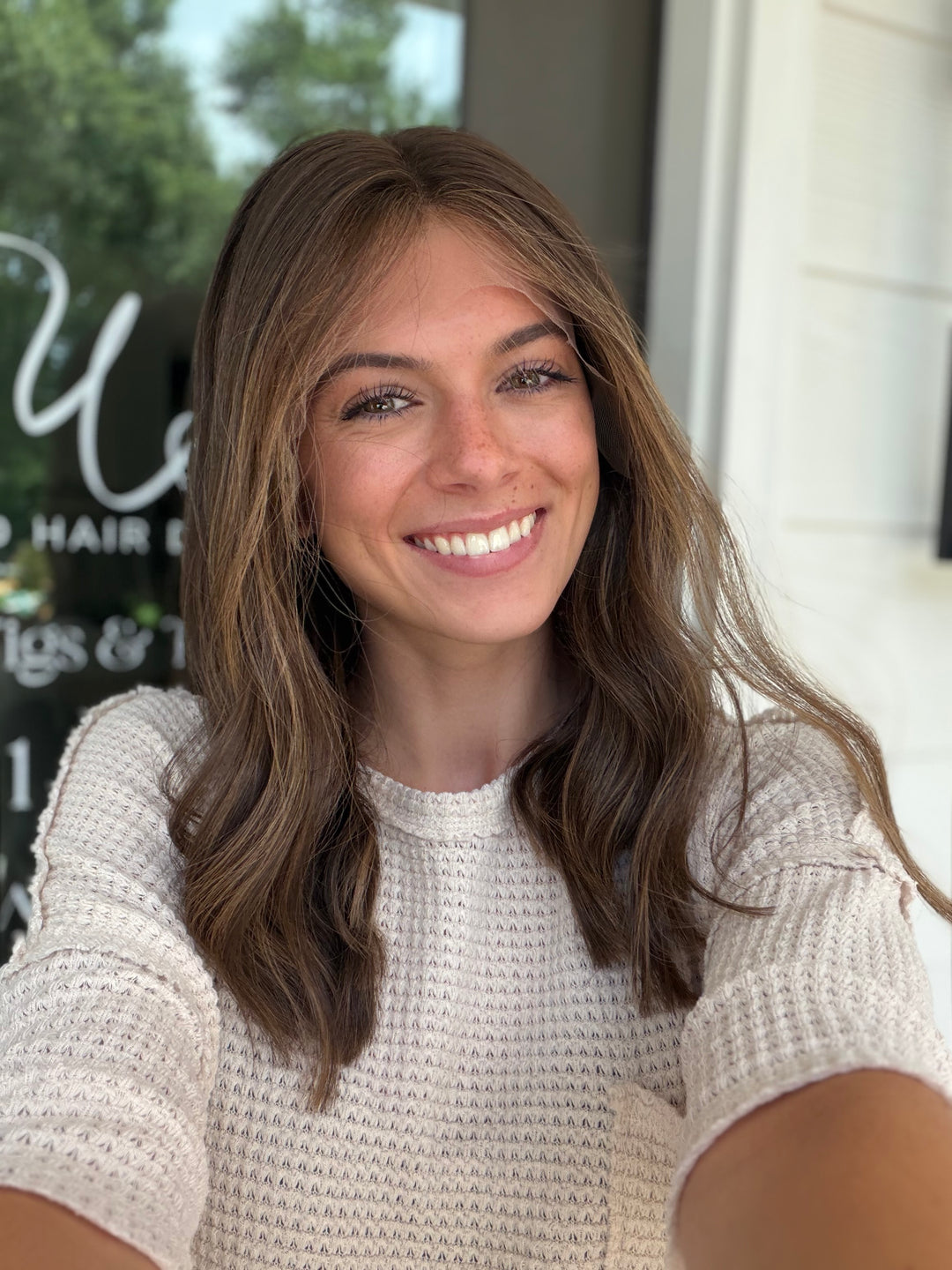 “Lisa” [M] 18” Lace top wig