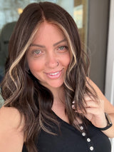 3B2896 [S] 18" Lace Top Wig