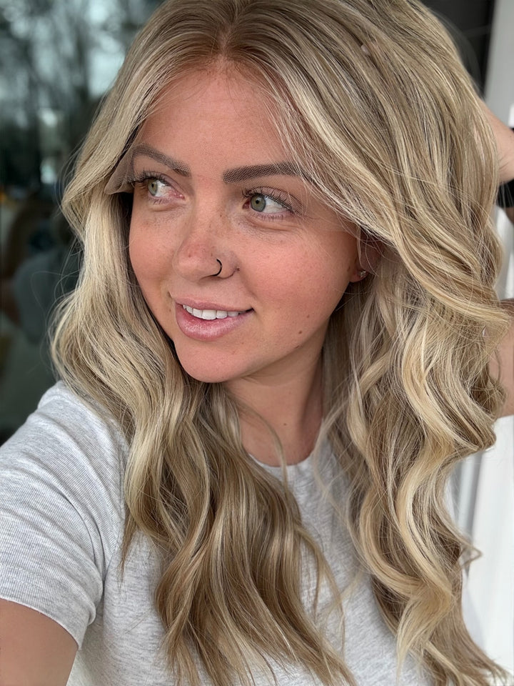 “Anniston” [M] 22” Lace Top Wig