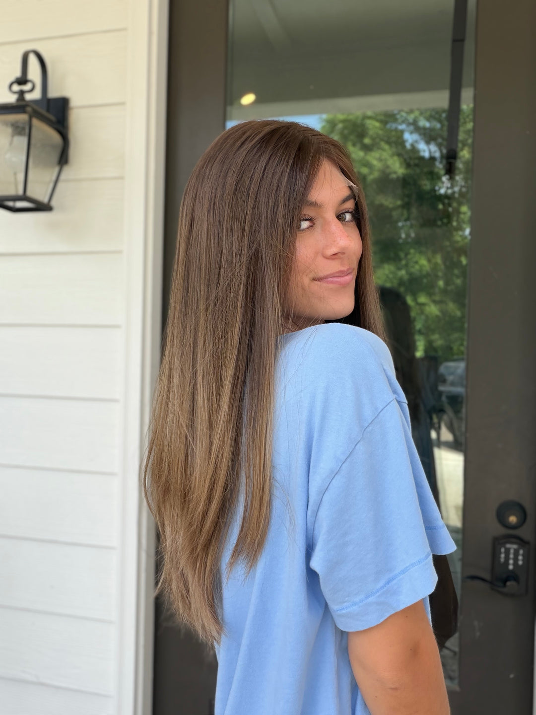 Beverly (M) 24” Lace Top Wig