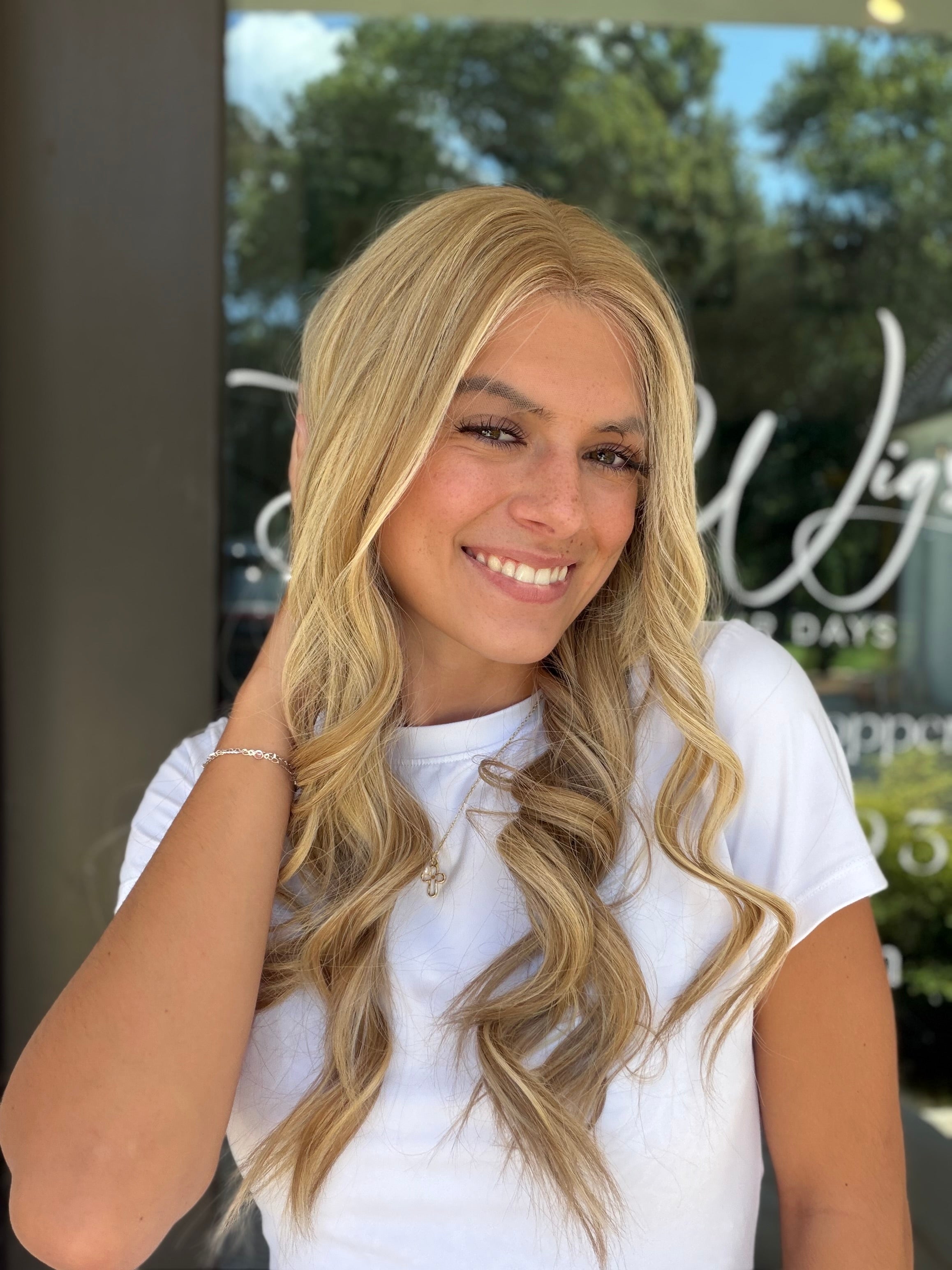 <b>Anniston</b><br> <I>Signature Mongolian Collection</I> <br> 24" Lace Top Wig