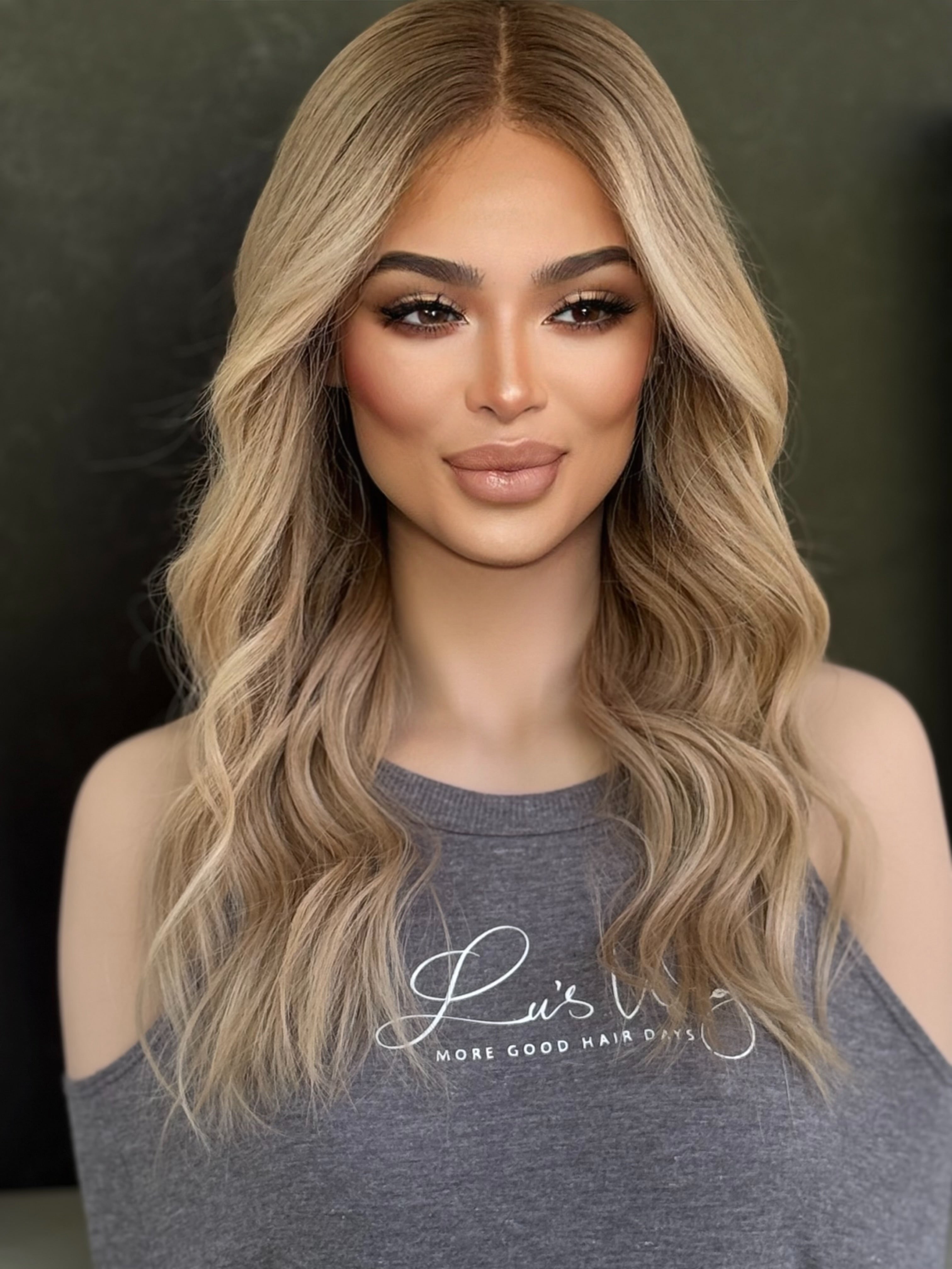 Esme [M] 20” Glam Collection