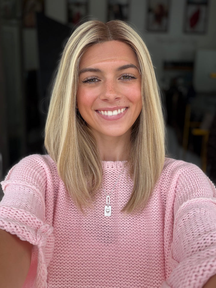 “Sandy” 14” [S] Lace top wig