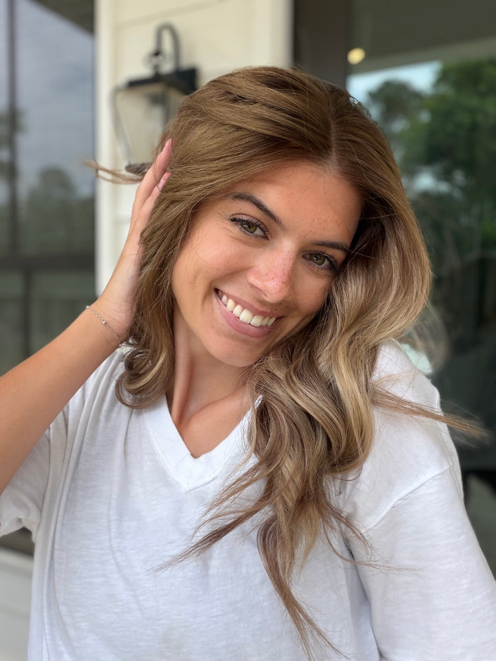 “B3012” (M) 18” Lace Top Wig