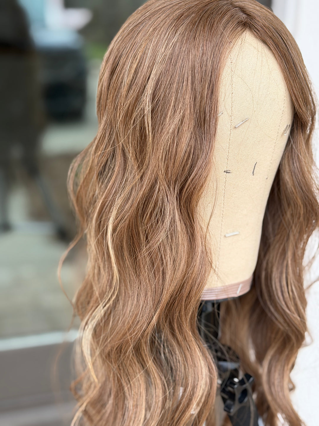 Suzanne [8x9] 22” Silk Top Topper