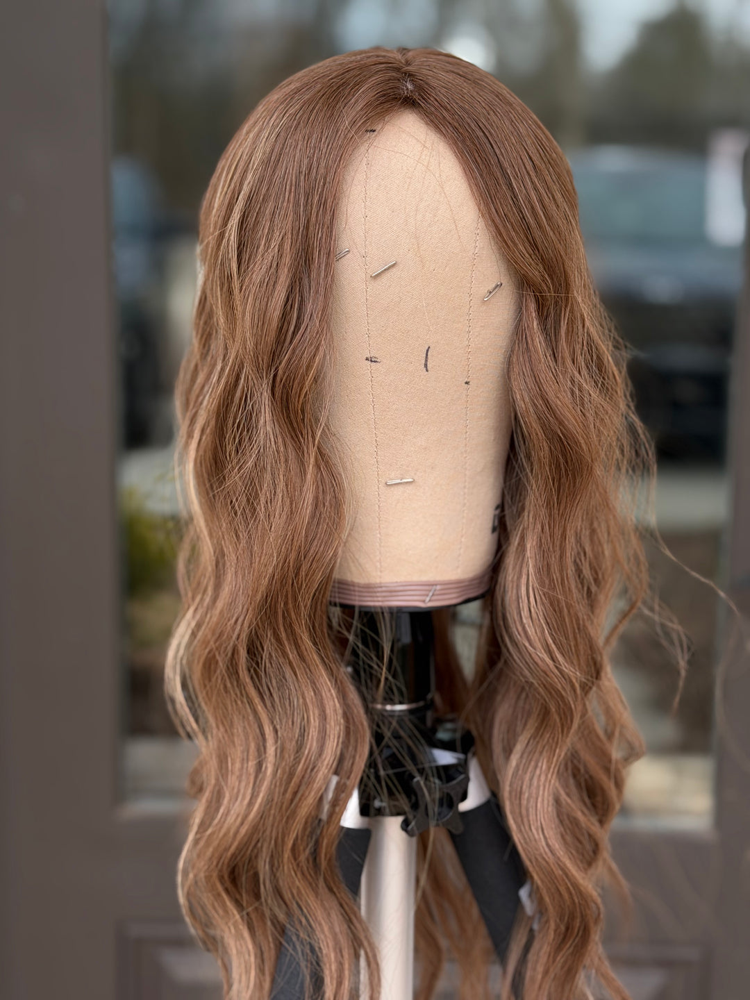 Suzanne [8x9] 22” Silk Top Topper