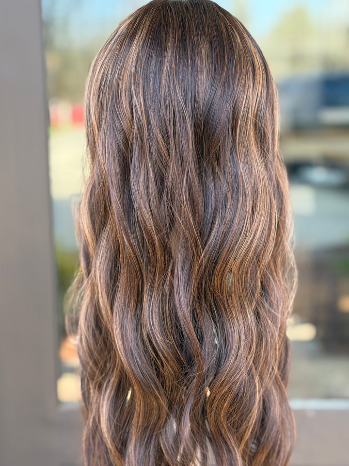 Trish [8x9] 22” Silk Top Topper