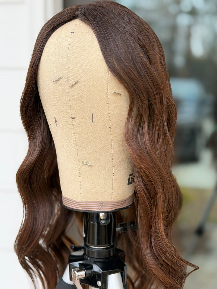 Veronica [8x8] 20” Silk Top Topper