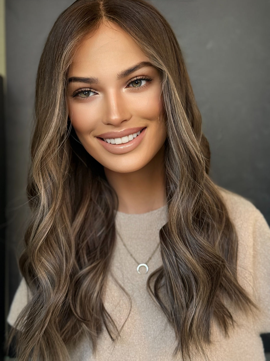 “Latte Swirl” [S] 21” Lace Top Wig