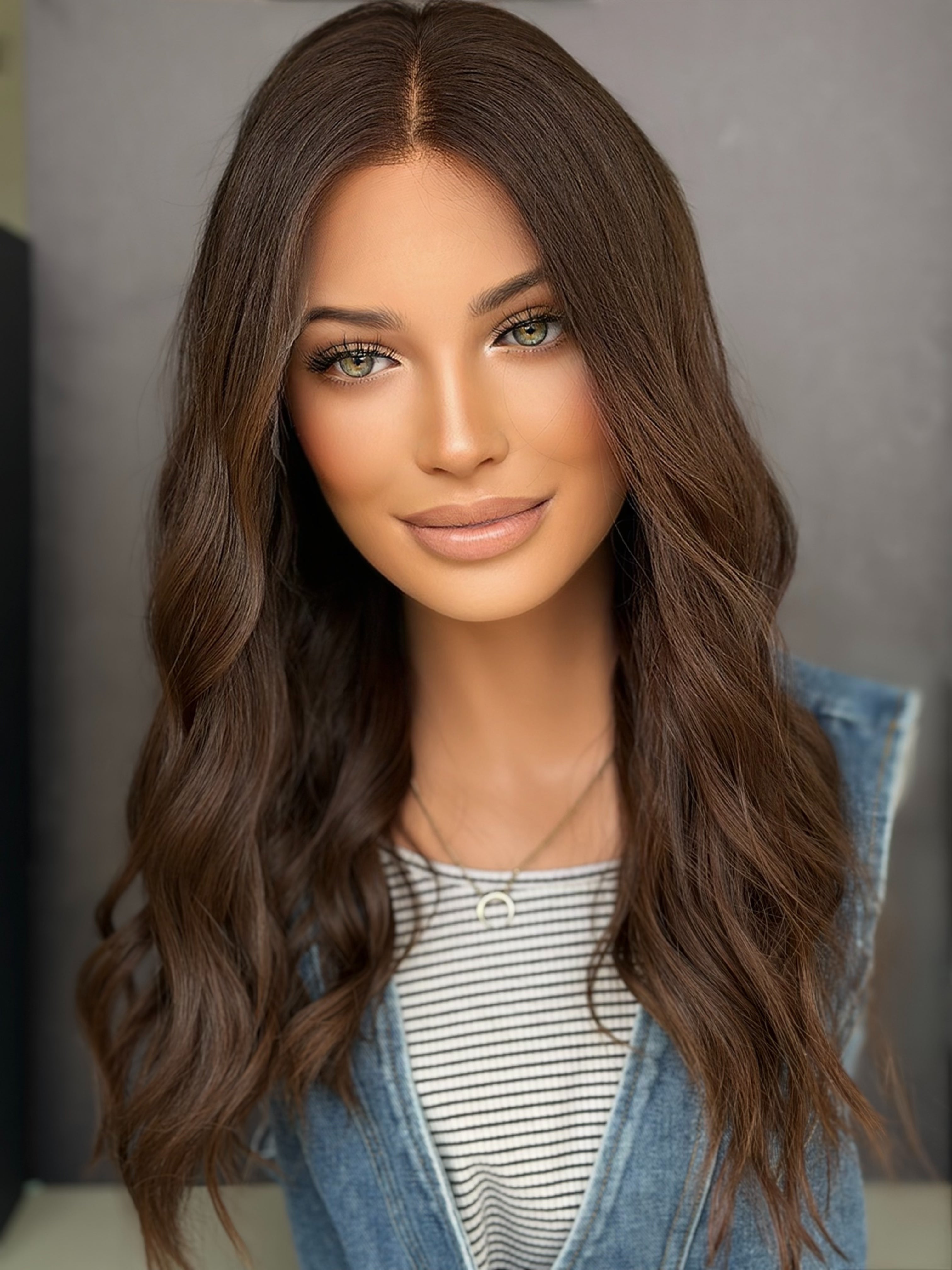 <b>Medium Brown Bleached Knots</b><br><u>S</u> <br> <l>Classic European Collection</l> <br> 20” Lace Top Wig