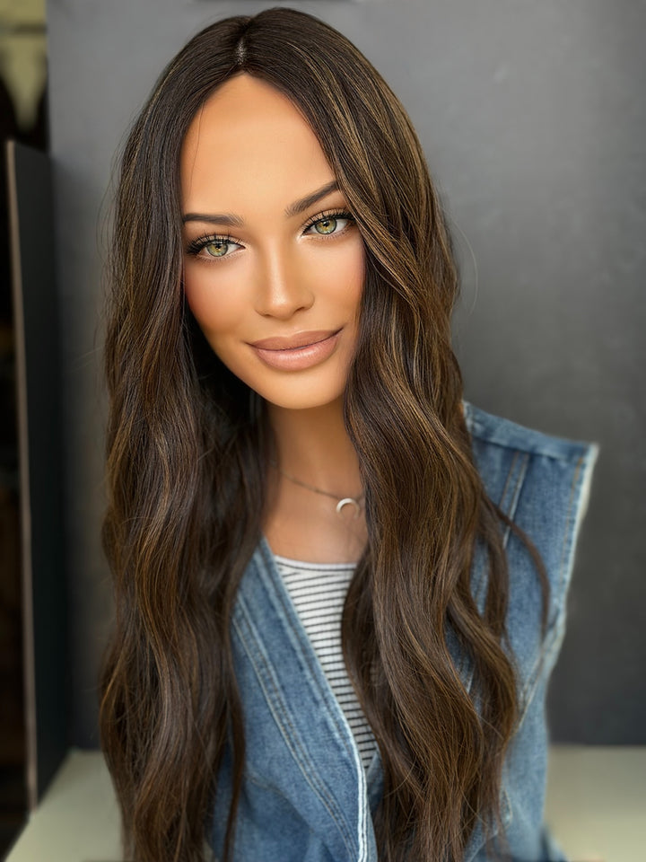 Trish [8x9] 22” Silk Top Topper