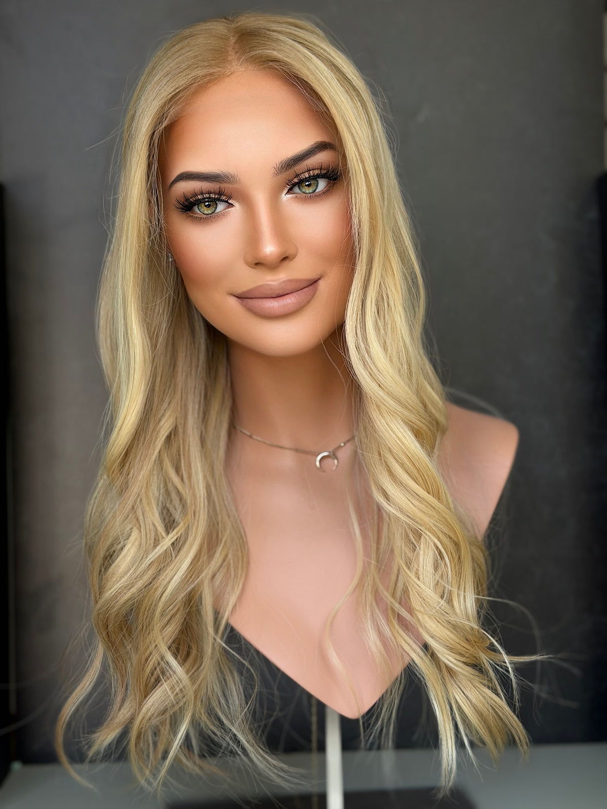 Michelle (9x10) · 22” Lace Top Topper · Signature Mongolian