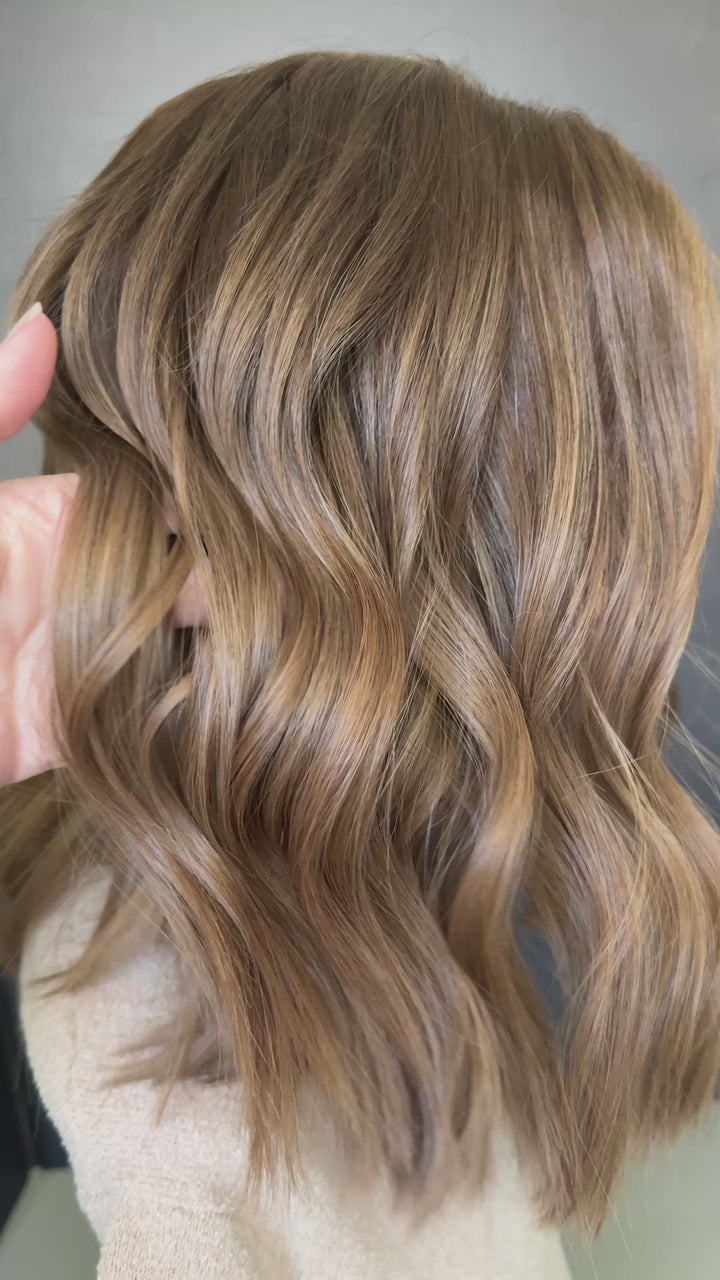 “Autumn” [L] 15” Lace Top Wig