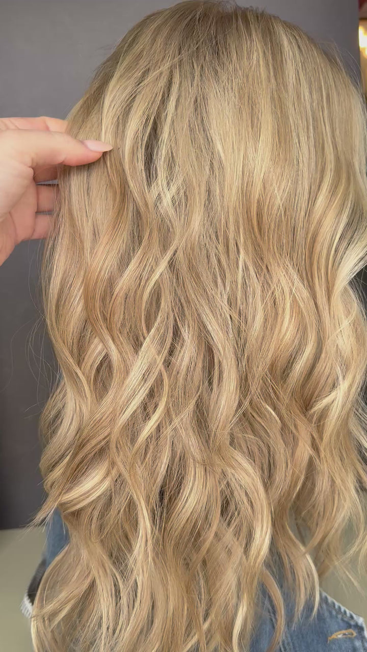 “Anniston” [M] 22” Lace Top Wig