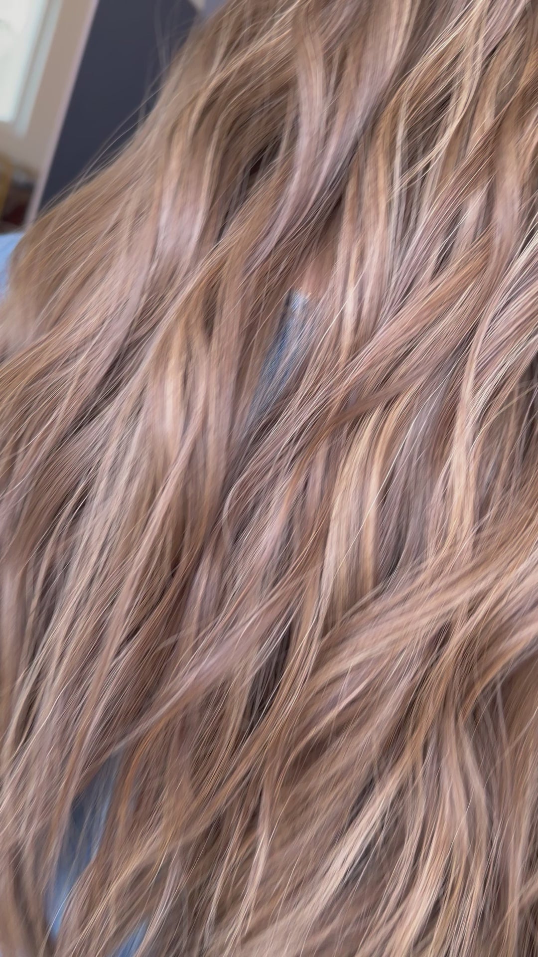 "Etta" [M] 22" Lace Top Wig