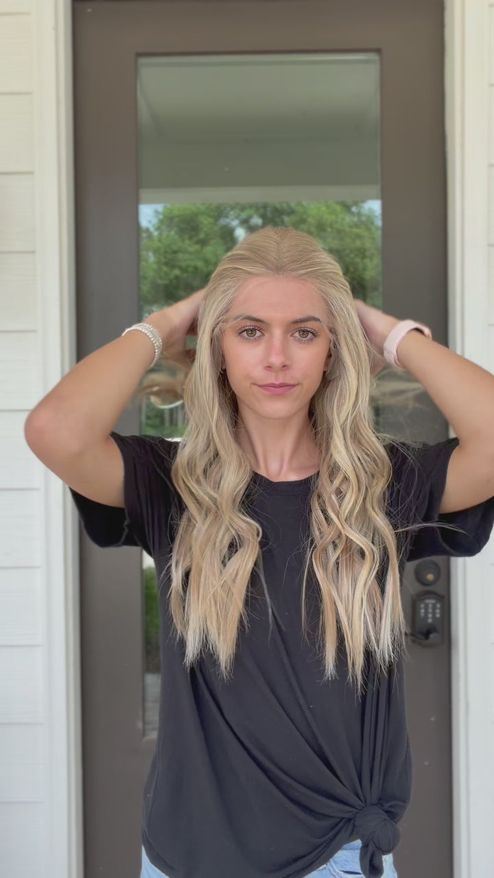 Anniston (L) 24” Lace Top Wig
