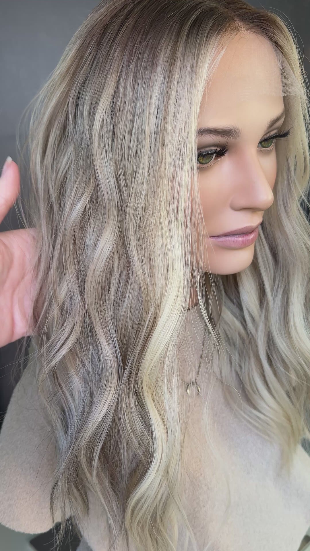 “B2845” [10x11] 20” Lace Top Topper