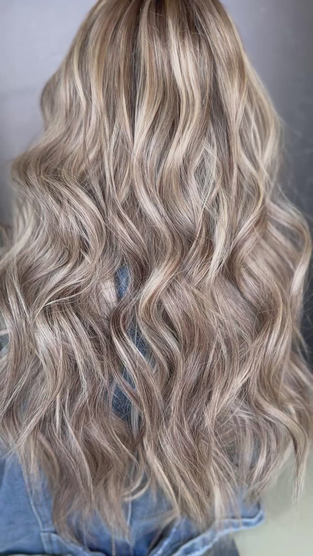 B2838 M 22” Lace Top Wig