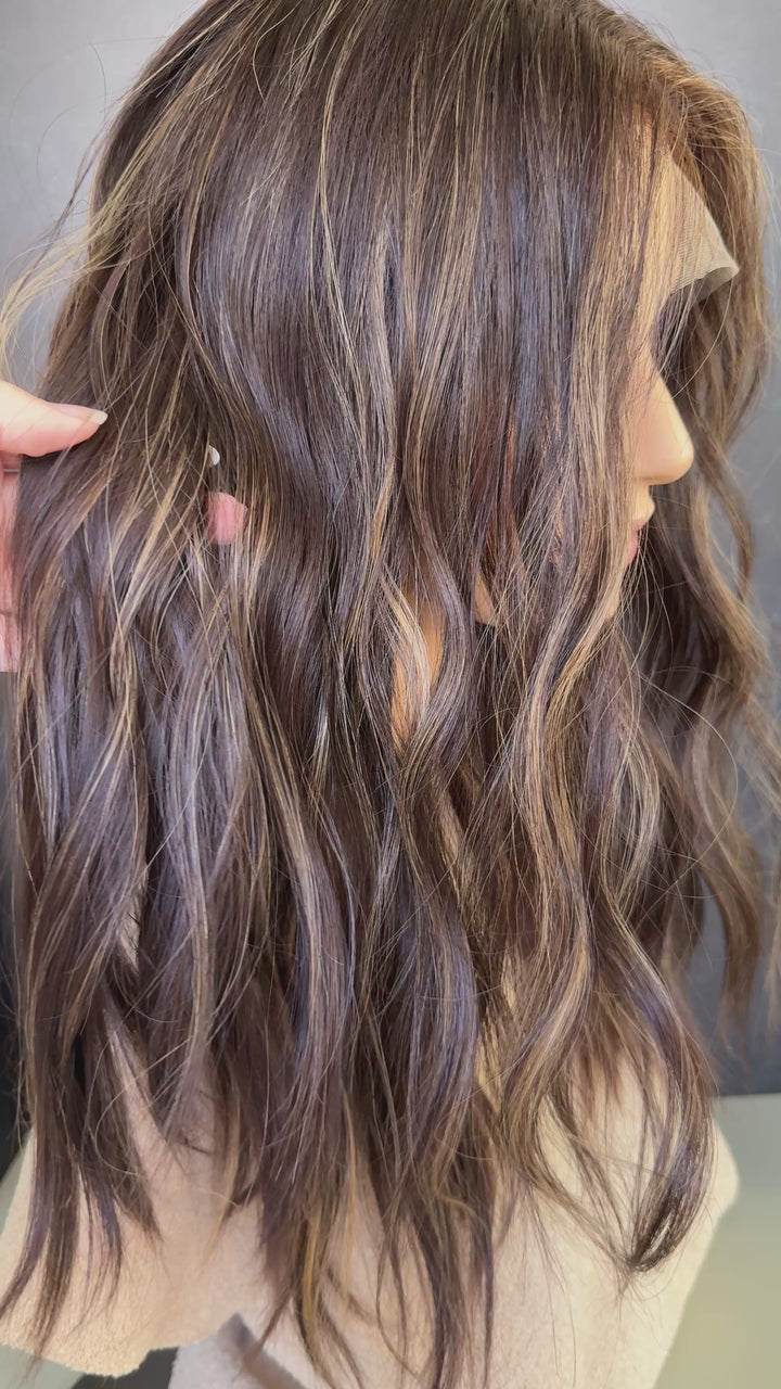 “3B2822” [S] 20” Lace Top Wig