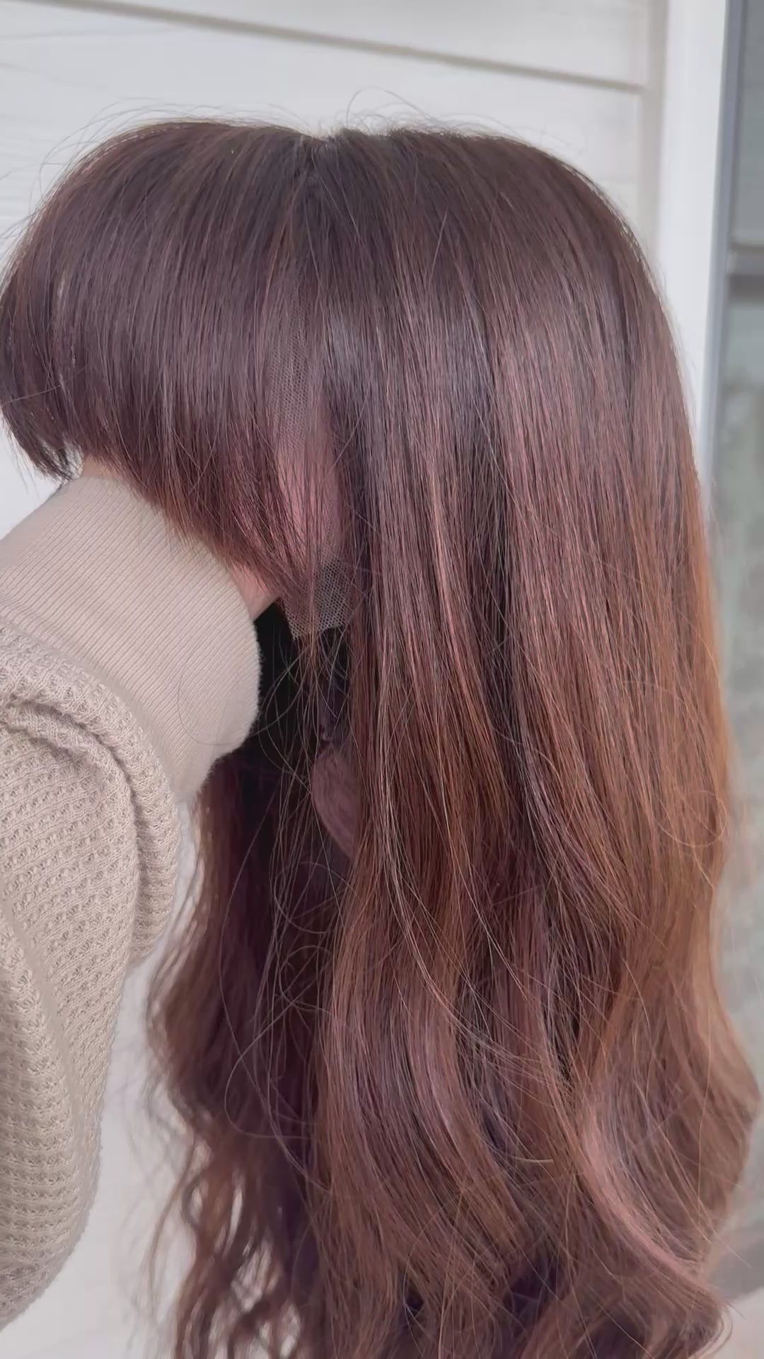 “Veronica” [M] 22” Silk top wig