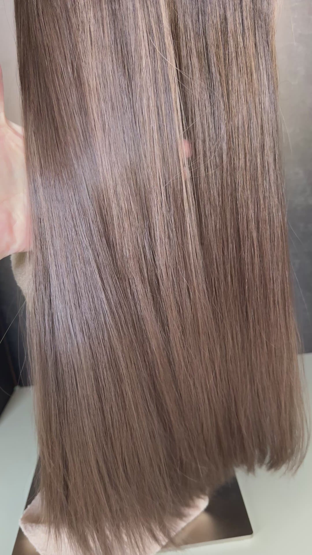 “Mocha Drift” [M] 23” Lace Top Wig