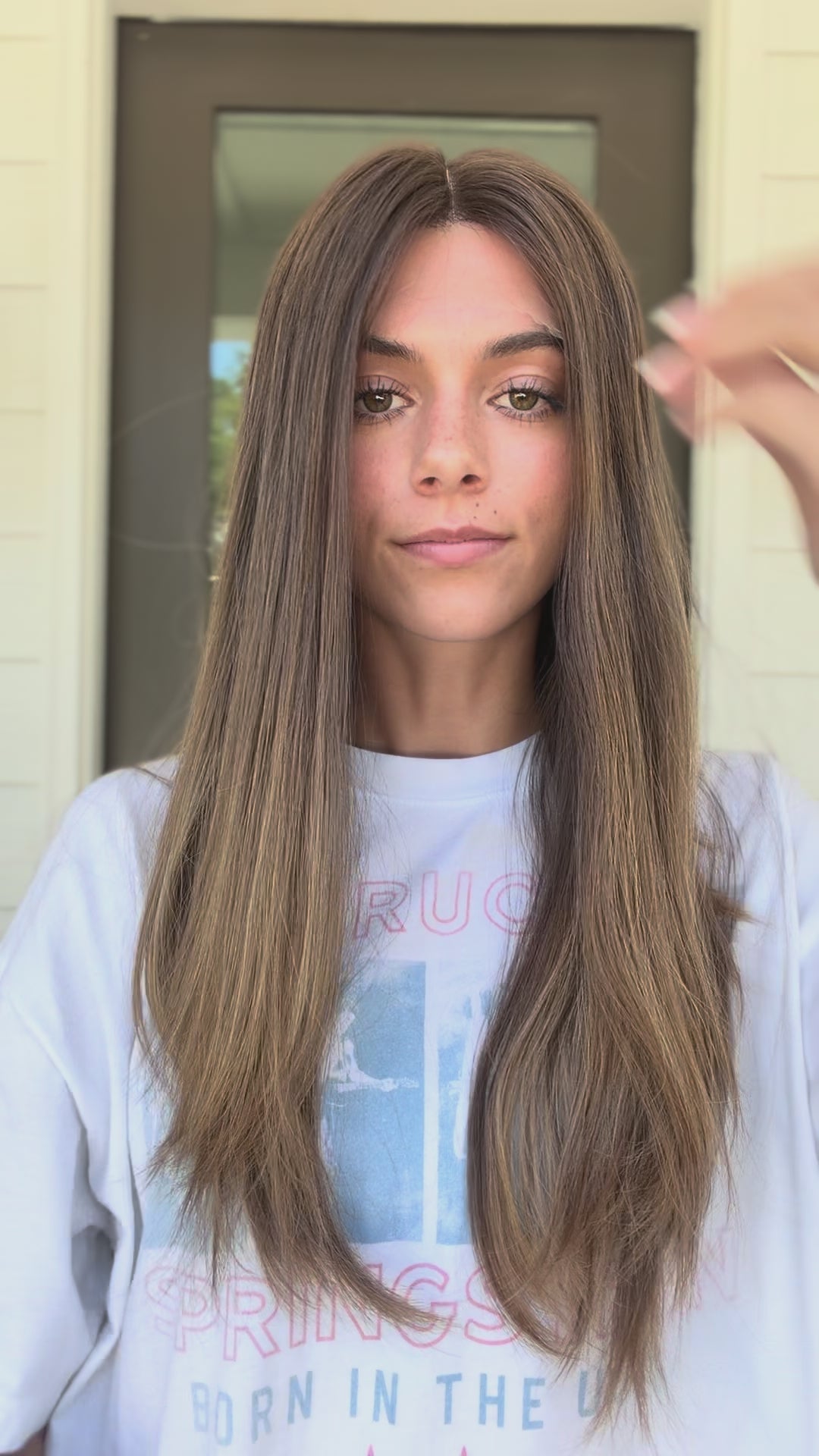 Beverly (M) 24” Lace Top Wig