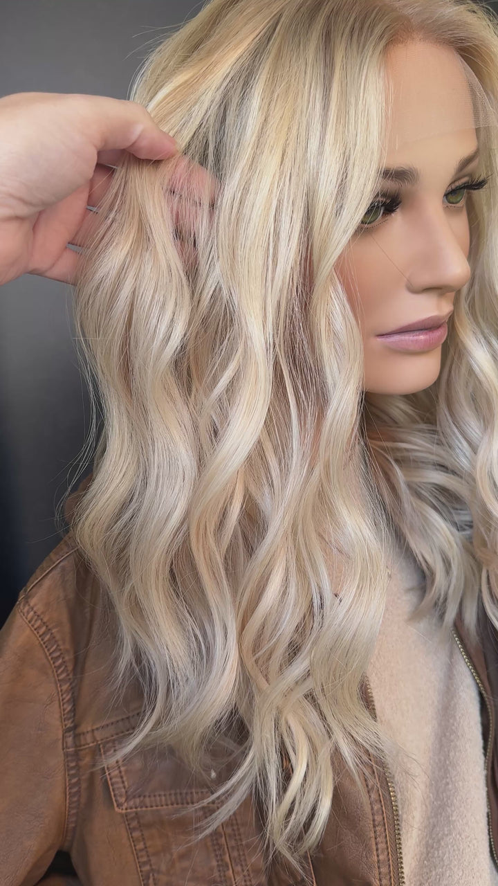 “Demi” [10x11] 20” Lace Top Topper