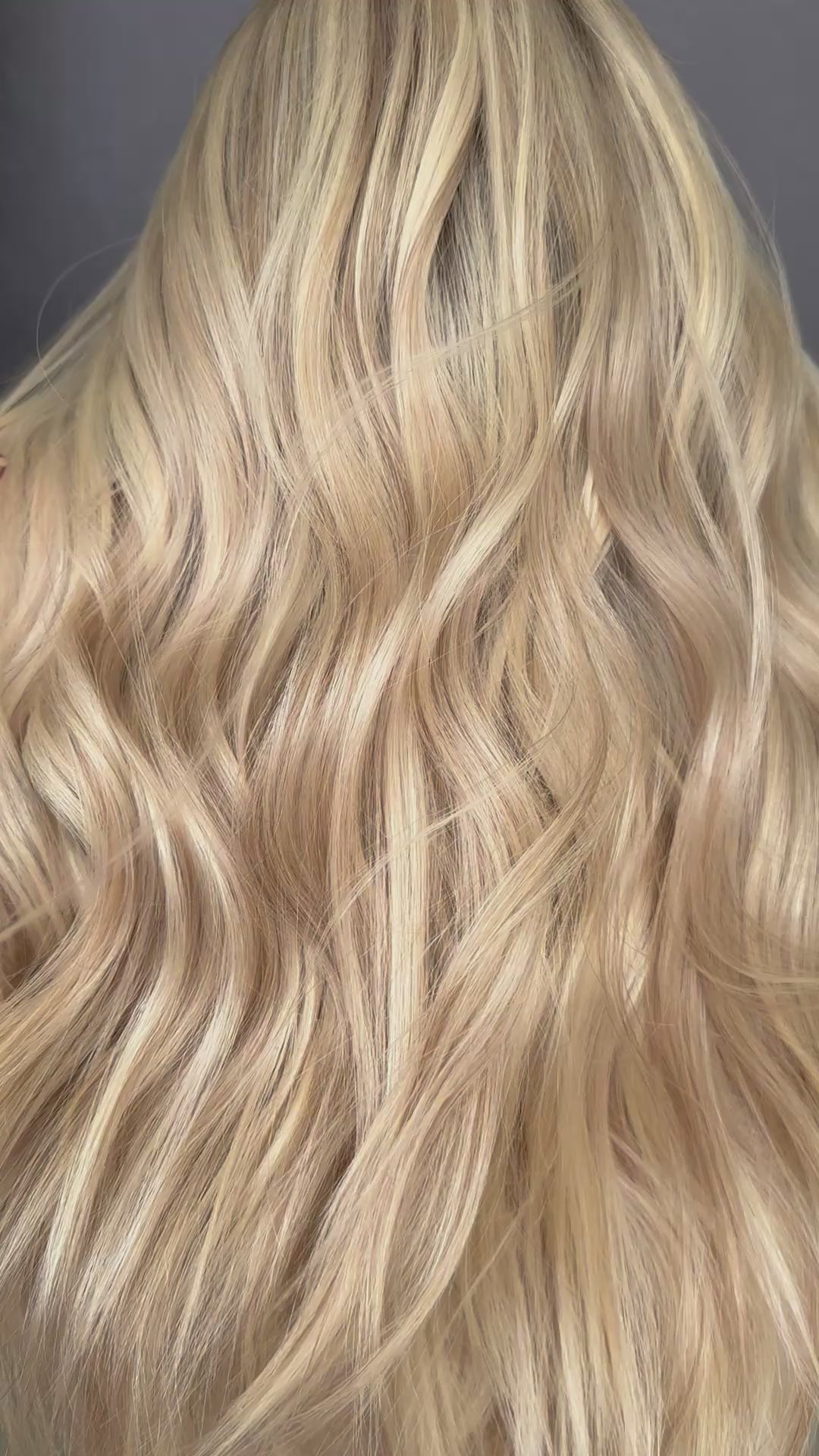 “Karli” [M] 20” Lace Top Wig