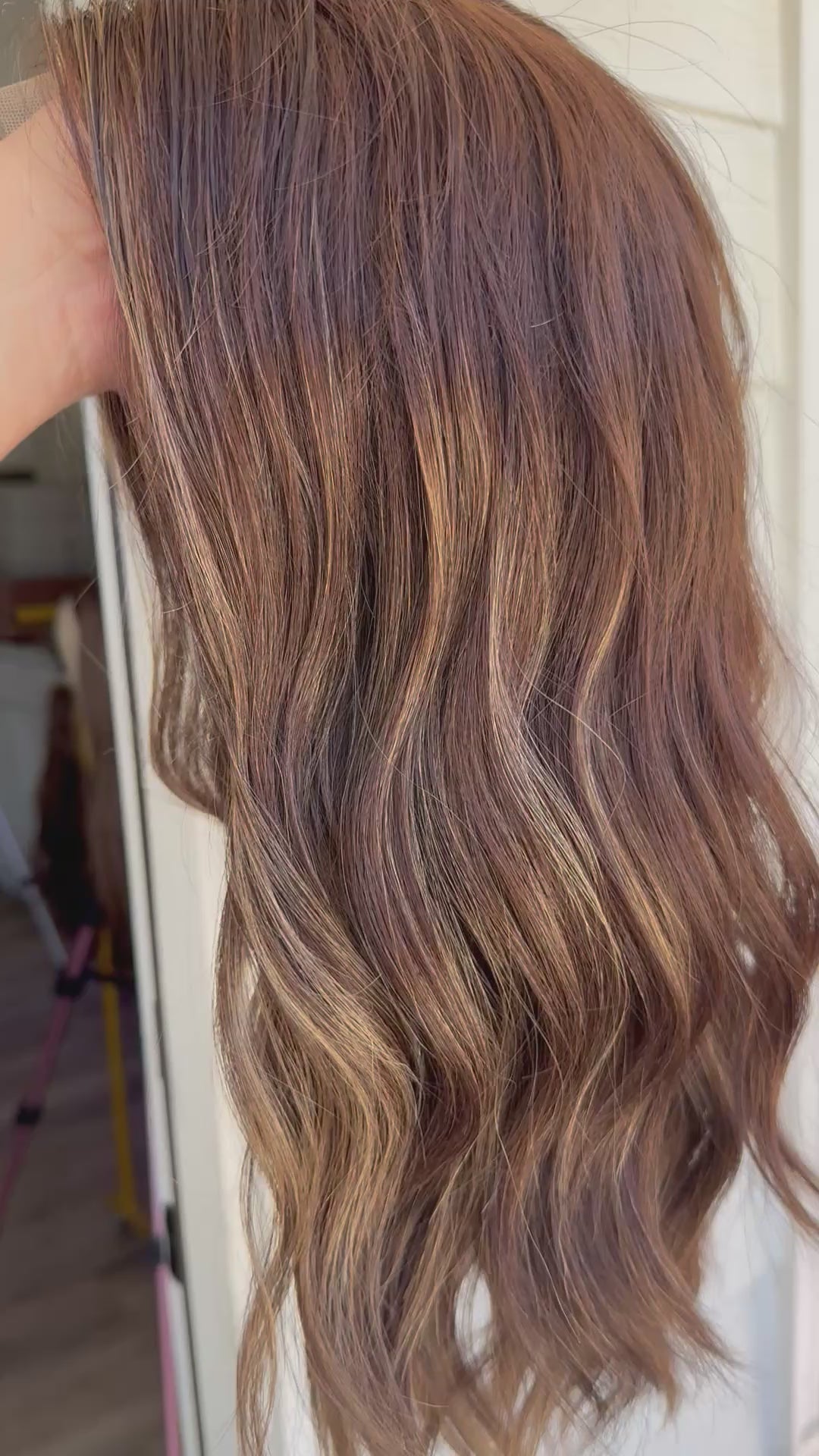 “4b2825” 18” [L] Lace Top Wig
