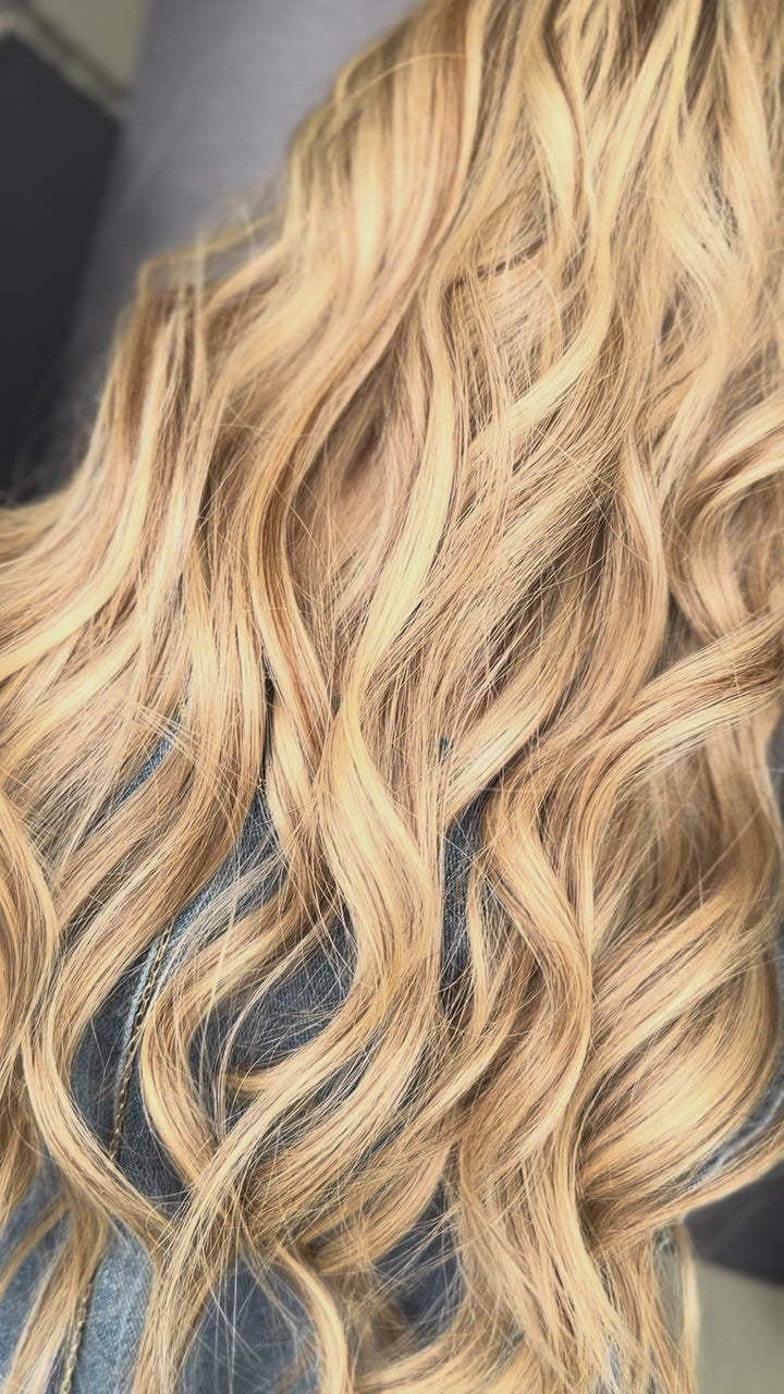 Ginger Rooted Blonde [9x9] 20” Silk Top Topper